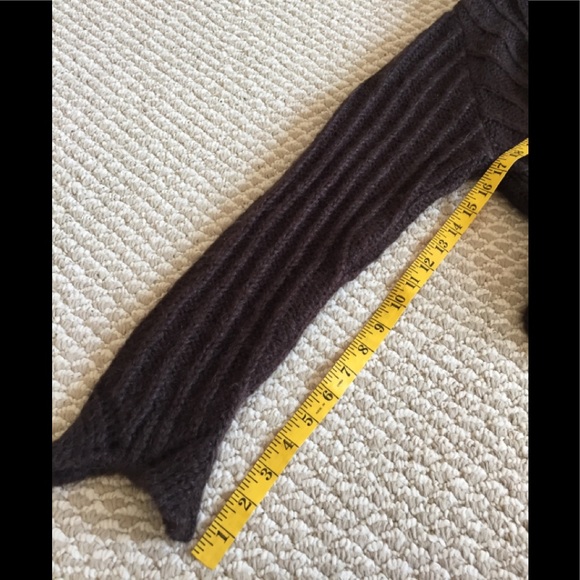 Mysterious Italian wrap style cardigan - Picture 8 of 8